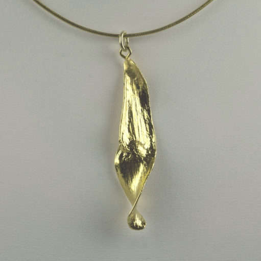 Anhänger vergoldet - kreativer Unikatschmuck im Onlineladen für Naturschmuck