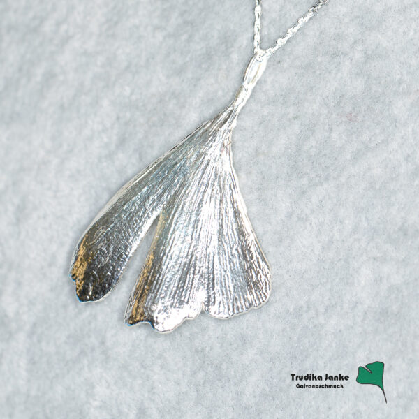 Ginkgo Blatt versilbert (AHS2400013)